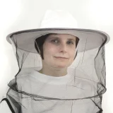 Klobouk pod ramena