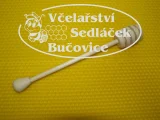 Naběračka na med dřevěná větší