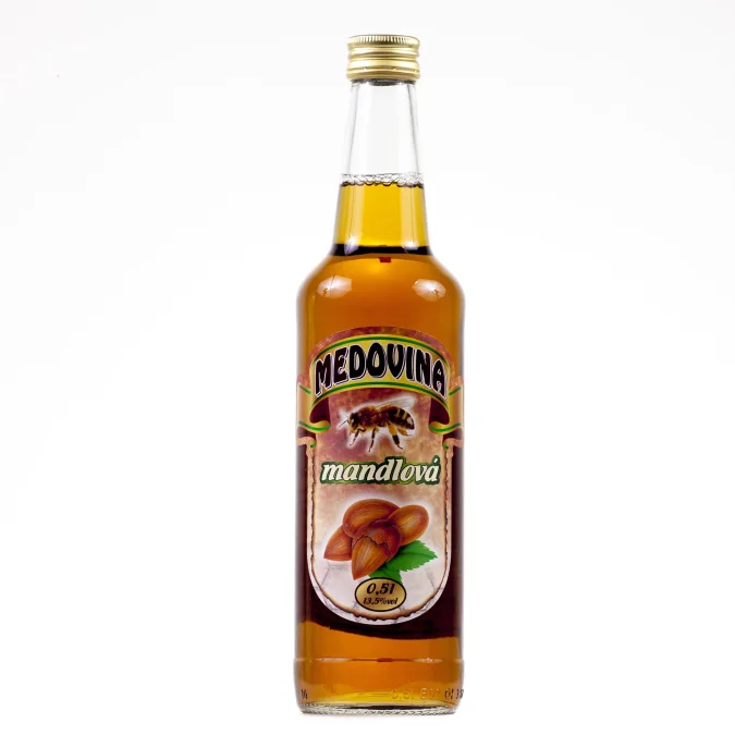 Fotografie 1 z 1: Medovinka mandlová 0,5 l
