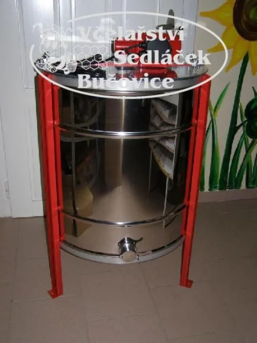 Fotografie 1 z 1: Medomet, DR-V, 4 r.,elektrický, nerez,síto 46x35,230V,110W