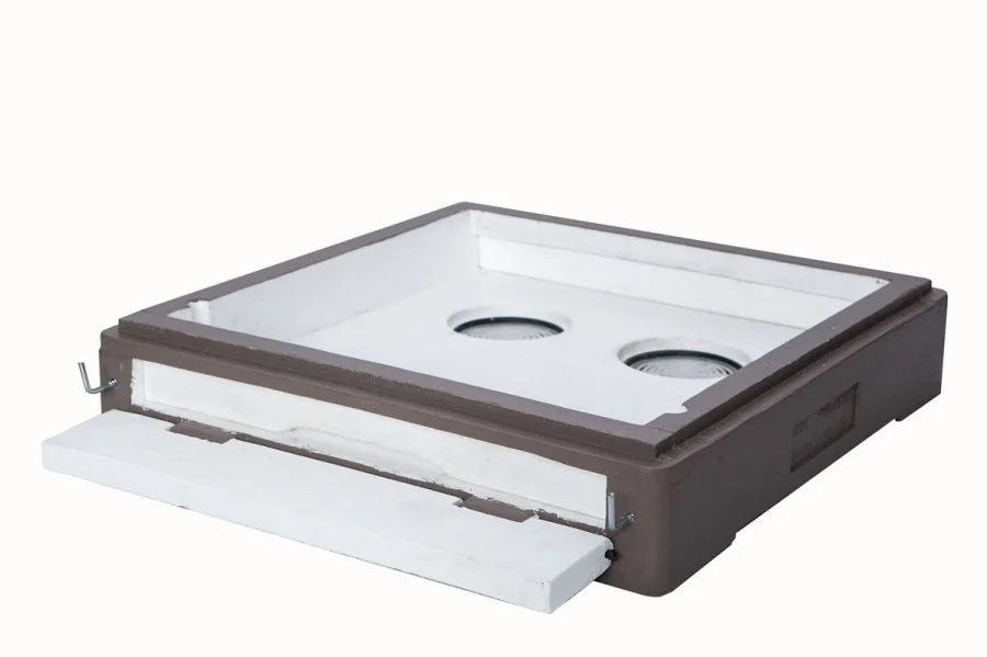 Fotografie 1 z 4: Dno 42 plast