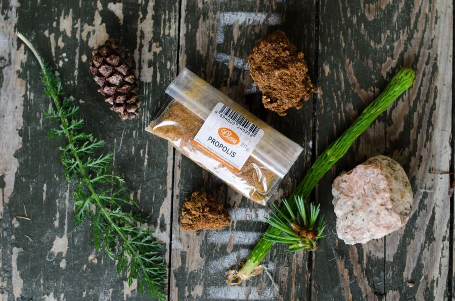 Fotografie 1 z 2: Propolis surový 20g