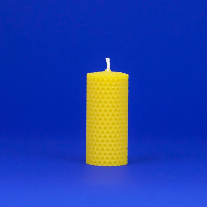 Fotografie 1 z 1: Svíčka stáčená v10 š4cm