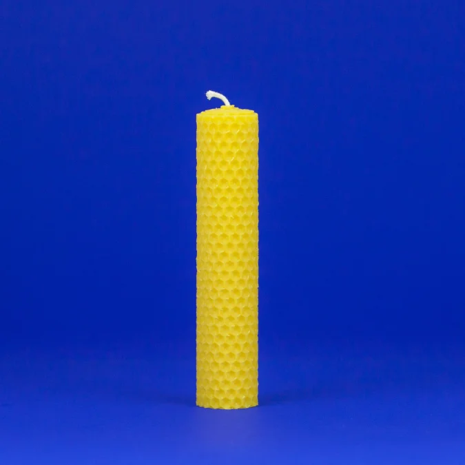 Fotografie 1 z 1: Svíčka stáčená v15 š3cm