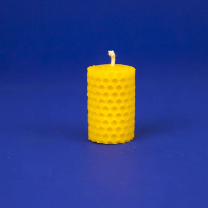 Fotografie 1 z 1: Svíčka stáčená v5 š3cm